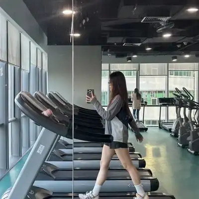 毛坤伟